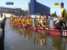 Соревнования лодок-драконов в Виннице