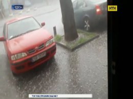Погода продовжує знущатися з українців