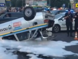 В Ровно полицейский автомобиль столкнулся с мотоциклистом