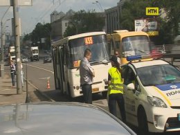 Полная пассажиров маршрутка взорвалась в Киеве