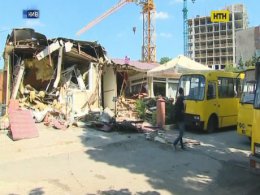 У столиці розтрощили кафе для водіїв разом із відвідувачами