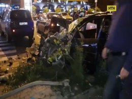 В столице Мазда разбила три автомобиля и загорелась