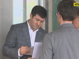 Суд на два месяца продлил меру пресечения в отношении Романа Насирова