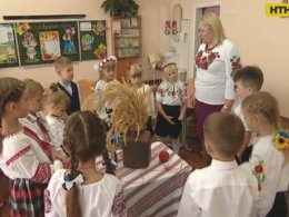 З початком навчального року у сотні українських шкіл розпочнеться освітній експеримент