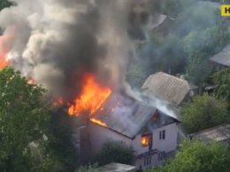 Страшна пожежа лишила без даху над головою чотири родини у Києві