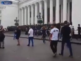 В Одесі вимагали відставки мера та саморозпуску міськради після загибелі дітей в пожежі в таборі "Вікторія"