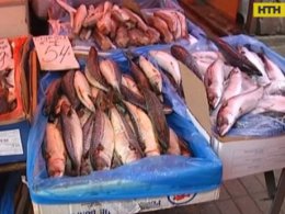 Поліція повідомила про підозру продавчині риби, що стала причиною масового отруєння у Львові
