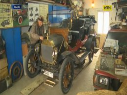 Львовский мастер восстановил столетнее авто