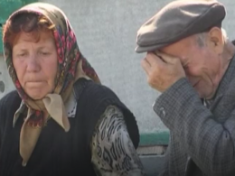 В Одессе мужчина убил трех пенсионерок, налетев автомобилем на скамейку