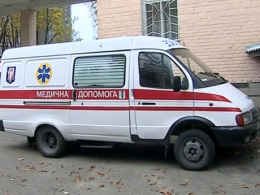 В Киеве мужчина с бойцовской собакой напал на двух прохожих