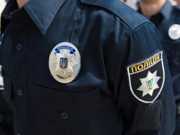 В Ровно патрульный спас жизнь горожанина