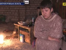 Криворожский Карлсон: женщина более 20 лет живет на крыше