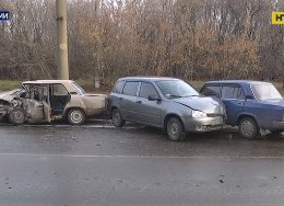 Масштабна ДТП у Сумах: зіткнулися одразу чотири ВАЗа