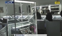 Вооруженные мужчины ограбили ювелирный магазин в Николаеве
