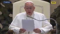 Папа Римський Франциск переписав "Отче наш"
