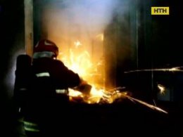 18 человек спасли из пожара в детской больнице в Тернополе