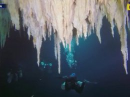Найбільшій у світі підводній печері, яка й досі приховує таємниці цивілізації майя, загрожує знищення