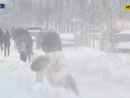 У деяких містах України випало півметра снігу, 20-ти градусні морози та скасоване навчання