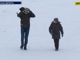 На Волыни 15-летний подросток спас жизнь маленького мальчика, который провалился под лед