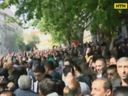Вірмени хочуть поновити масштабні мітинги