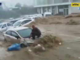 Смертоносные наводнения затопили Турцию