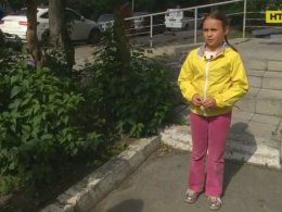 Во Львове 8-летняя школьница обвиняет продавца магазина в избиении