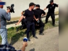 В Одесской области депутат покусал полицейского