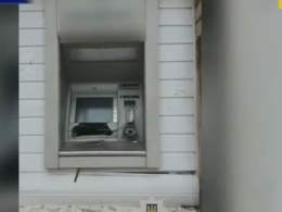 Неизвестные взорвали банкомат в Харькове