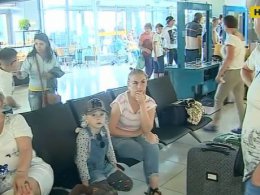 В аэропорту "Киев" люди ждут рейс почти 20 часов