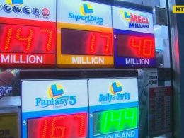 У Каліфорнії чоловік виграв півмільярда доларів у лотерею