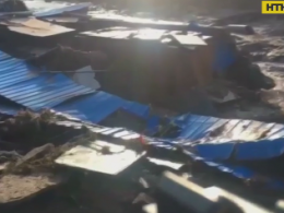 Горный ручей убил 8 человек, и разрушил несколько десятки домов в Китае