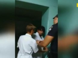 П'яна медсестра налякала цілу палату підлітків