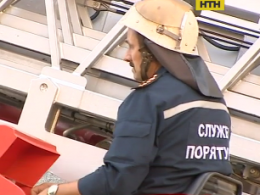 В киевском бизнес-центре провели противопожарные учения