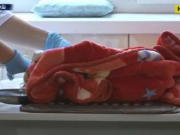 На Миколаївщині новонародженого хлопчика підкинули під двері лікарні