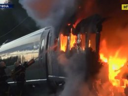У Німеччині на ходу спалахнув пасажирський потяг