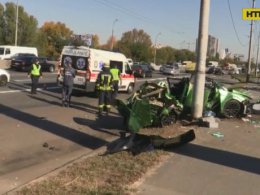 Страшна ДТП у Києві: 2 дівчини загинули, ще 5 людей у край тяжкому стані