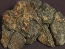 На Бостонському аукціоні продають рідкісний метеорит з Місяця