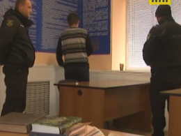 На Харківщині, на кордоні з Росією, чоловік хотів підірвати бомбу в автомобілі