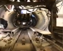 Ілон Маск побудує підземні тунелі, які допоможуть оминати затори