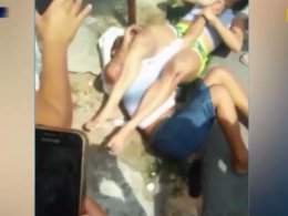 В Бразилии двое молодых людей пытались украсть телефон у женщины, которая оказалась борчихой
