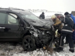 Два человека погибли в аварии на Черкащине