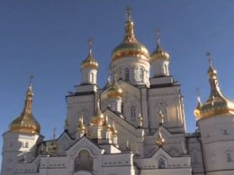УПЦ отреагировала на попытку отобрать у верующих Свято-Успенскую Почаевскую Лавру