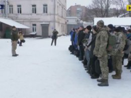 В Украине в 10 областях, где введено военное положение, начались масштабные сборы
