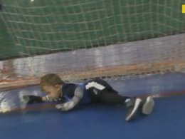 У Луцьку 5-річний хлопчик може потрапити до Книги рекордів Гінесса як найнижчий воротар