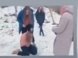 У Житомирі підлітки жорстоко побили дівчину та виклали відео знущань в Інтернет