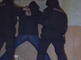 Наркоторгівця в погонах затримали на Львівщині