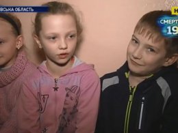 На Львівщині мобільні бригади медиків масово вакцинують школярів проти кору