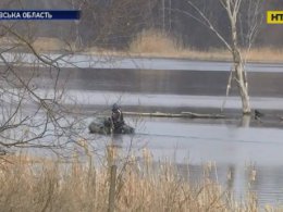 На Полтавщині двоє рибалок провалилися під лід