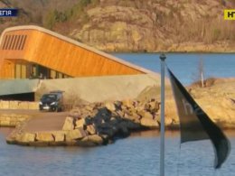 У Норвегії відкрили перший у Європі підводний ресторан