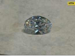 Овальний діамант продали на аукціоні в Гонконгу за 11 мільйонів доларів